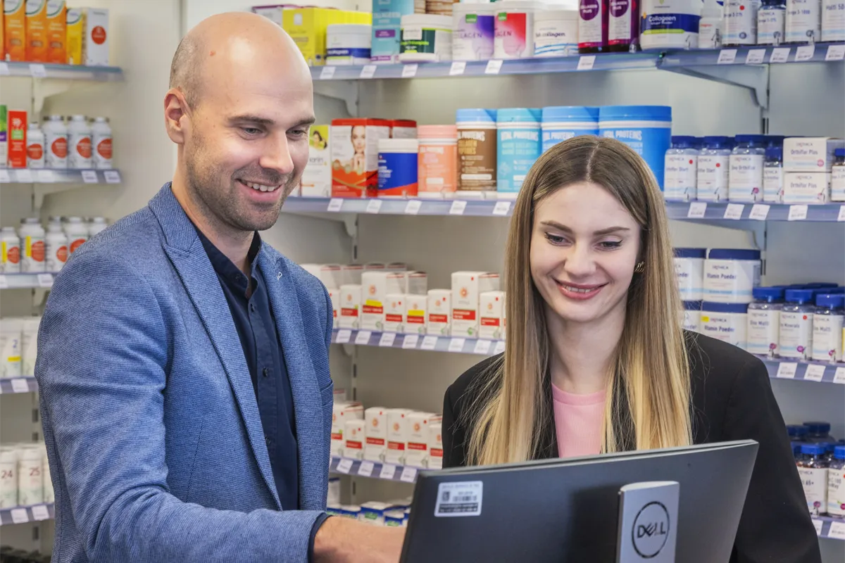 Learning and working in a pharmacy